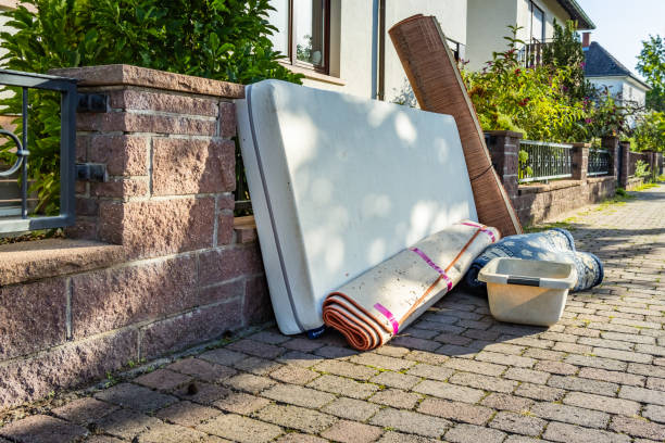 Best Attic Cleanout Services  in Warrensburg, IL
